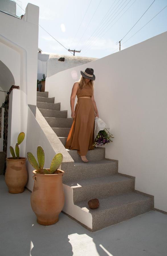 Amphora Santorini Akrotiri Apartment